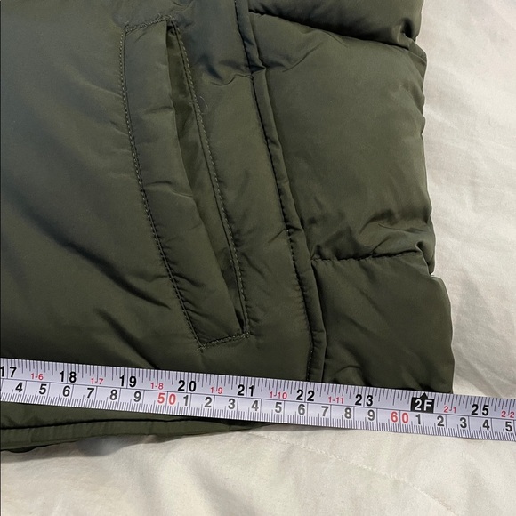 American Eagle | Army Green | Snap/Zipper Front Closure | Puffer Vest | Size XXL - Picture 16 of 16